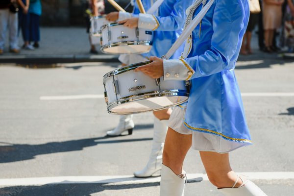 How Can UK Tutors Use Social Media to Promote Their Services?